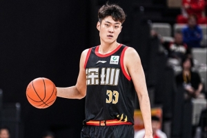 保罗乔治防守什么水平