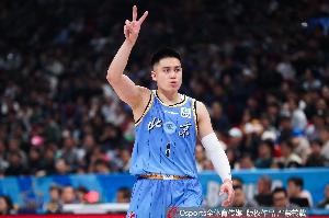 球鞋球衣封面