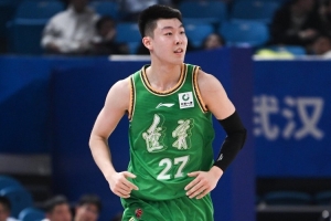 喀什六中足球队图片