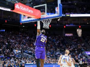 朝韩足球直播