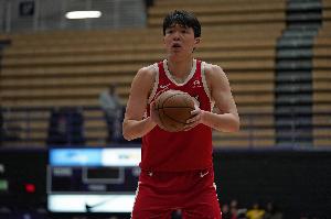 足球少年 用什么形容