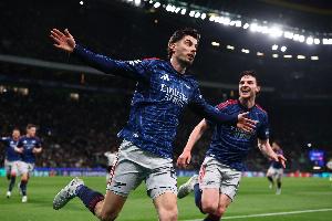 阿迪达斯 fifa