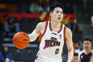 nba十大最危险犯规