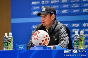 nba火箭与活塞