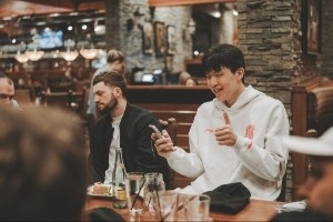 马龙是哪位教练带出来的