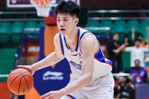郜林破门国足1-1约旦
