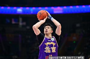 广东宏远拿冠军回放