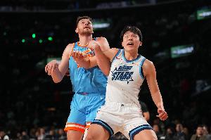 安东尼vs76人集锦