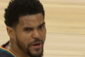 nba巴顿打架