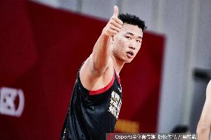 皇马谁罚任意球