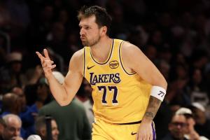 nba球员日日奇