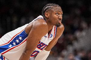 nba中30号是谁穿的球衣