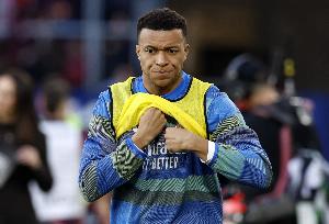 阿韦洛亚称不在意姆巴佩点赞穆帅，西媒：这说明两人关系疏远