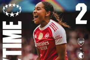 女足欧冠半决赛首回合：阿森纳女足逆转2-1击败里昂女足
