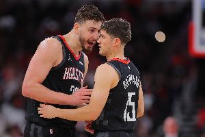 最老一人24岁！火箭本场首发阵容 NBA历史季后赛第2年轻