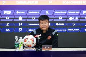 李金羽赛后：虽然输比赛但展现出球队风格，把握机会能力仍有欠缺