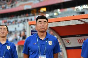 媒体人热议泰山队：又是无语的半场，一脚天堂一脚地狱不知干啥