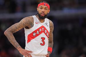 巴恩斯：我告诉莺歌他是核心得分点我们信任他 也清楚他多出色