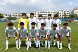 中青赛男子U20组排位赛第二轮：上海申花4-0温州俱乐部