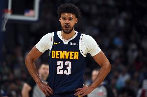 就这换的小波特？卡梅隆·约翰逊系列赛三分18投4中 命中率22.2%