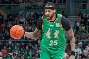 沈阳日报：辽宁山东谁能在内线占据优势 谁就将在系列赛掌握主动