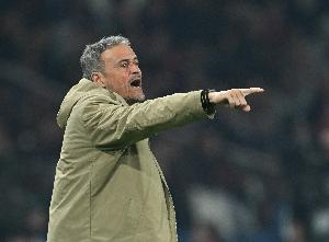 进球大户！巴黎圣日耳曼队史首次在欧冠单赛季进球超过40粒