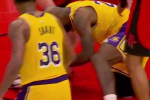 还有人质疑？老詹的单核带队能力，真的是历史级别的存在