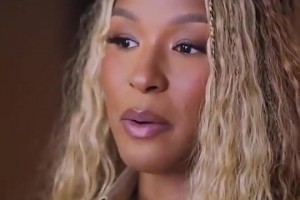 季后赛得分了！詹姆斯夫妇谈布朗尼心脏骤停事件：健康是第一位的