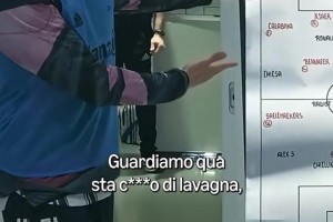 C罗陷入沉思！当年博努奇尤文更衣室激励：我们难道还怕AC米兰？