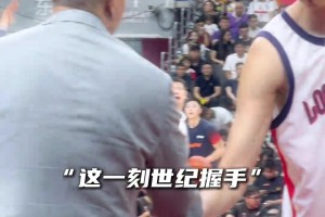 徐昕今日赛前和杜锋握手致意，双方此刻都会想什么呢？