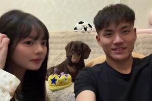 超级可爱！李昊女友分享生活视频，两人很是恩爱